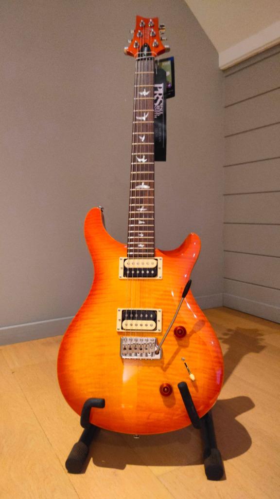 PRS SE Custom 22 Vintage SunBurst, Muziek en Instrumenten, Snaarinstrumenten | Gitaren | Elektrisch, Zo goed als nieuw, Solid body