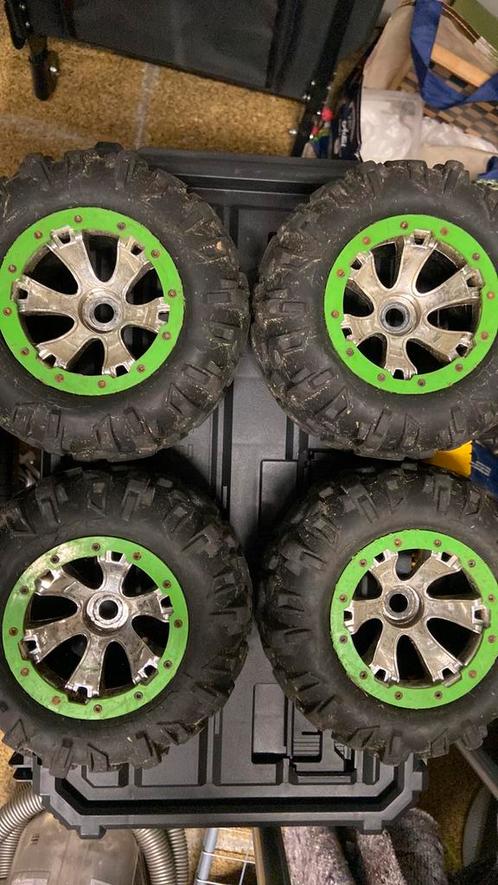 Traxxas summit, Hobby en Vrije tijd, Modelbouw | Radiografisch | Auto's, Zo goed als nieuw, Auto offroad, Elektro, Schaal 1:8