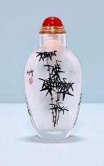 Glas Snuff botlle /Snuifflesje "Verre églomisé" (achter glas, Ophalen of Verzenden