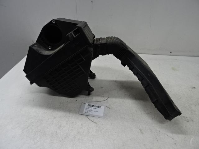 LUCHTFILTER Hyundai Tucson (TL) (28110-D3100), Auto-onderdelen, Filters, Hyundai, Gebruikt