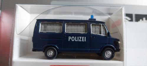 H0LK 0823 MERCEDES-BENZ POLITIE JAREN 70 1/87., Hobby en Vrije tijd, Modelauto's | 1:87, Zo goed als nieuw, Auto, Overige merken