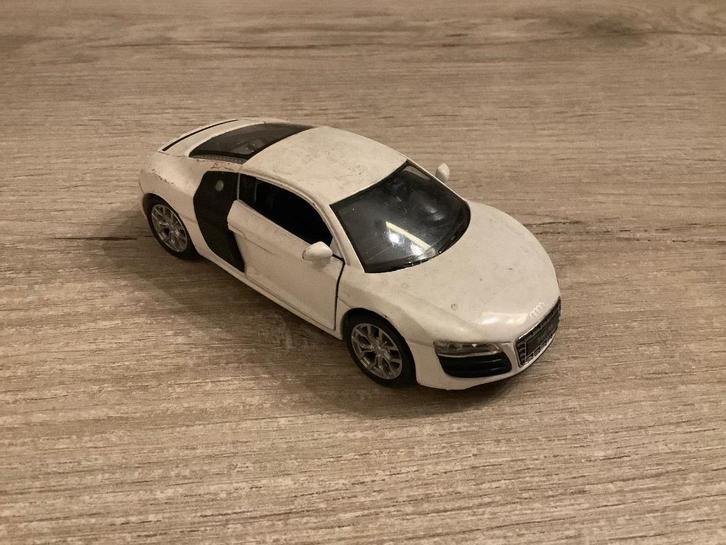 Miniatuur auto Audi R8 V10 (pullback) (Schaal 1/32), Hobby en Vrije tijd, Modelauto's | 1:32, Gebruikt, Auto, Overige merken, Ophalen of Verzenden