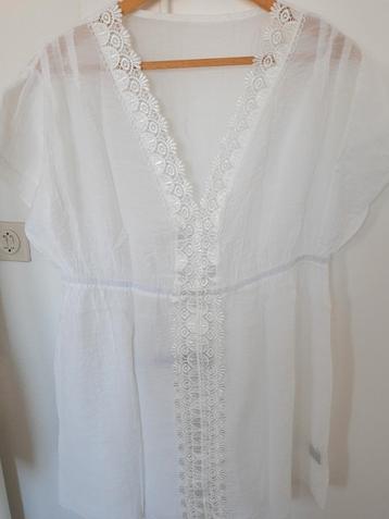 SHEIN, MINI ROBE, TAILLE M, Enlèvement, Porté, Blanc