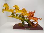 sculpture Groupe cristallin conçu par des chevaux de Tai Kwo, Antiquités & Art, Enlèvement ou Envoi