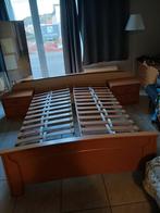 Lit avec commodes et miroir, marron clair 2m40 par 1m80, Enlèvement, Brun