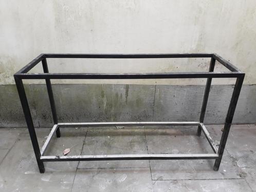 Basis, basis, aquariumsteun, zwarte metalen structuur, Diversen, Overige Diversen, Gebruikt, Ophalen