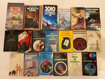 Veel science fiction, fantasy boeken 1€, 5+1 vrij 10+3 beschikbaar voor biedingen