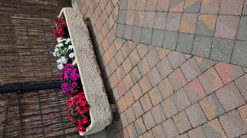 Bloembak beschikbaar voor biedingen