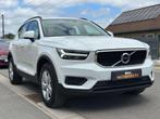 Volvo XC40 1.5 T2 Momentum Core (bj 2022), Auto's, Stof, Gebruikt, Euro 6, Wit