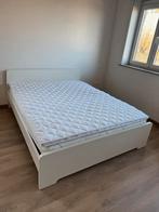 Modern bed met 2 lattenbodems, matras en topper zr goede st, 210 cm, Scandinavisch, Enlèvement, Utilisé