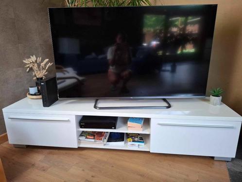 Meuble TV blanc JYSK (Modèle AAKIRKEBY), Maison & Meubles, Armoires | Mobilier de télévision, Comme neuf, Moins de 100 cm, 150 à 200 cm