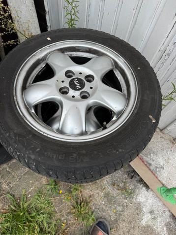 Mini cooper Wintervelgen beschikbaar voor biedingen