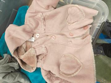 Roze jas  beschikbaar voor biedingen