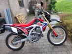 Honda CRF250L (1300 km / Yoshimura sportuitlaat twv €1000), Motoren, 250 cc, Particulier, Enduro, 12 t/m 35 kW