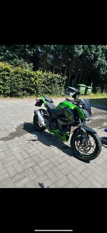 Kawasaki Z300 nieuw staat beschikbaar voor biedingen
