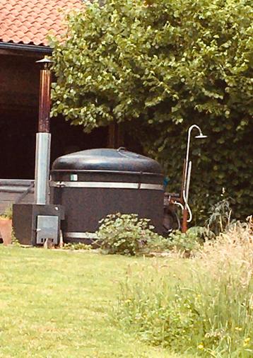  PRIJS 🤑🤑🤑Hottub 4/6 pers beschikbaar voor biedingen