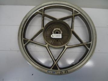 GSX250E 1980 - 1982 Suzuki Velg D1-33592 beschikbaar voor biedingen