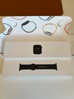 Apple Watch SE - 44 mm, Handtassen en Accessoires, Smartwatches, Ophalen, Gebruikt, Zwart, IOS