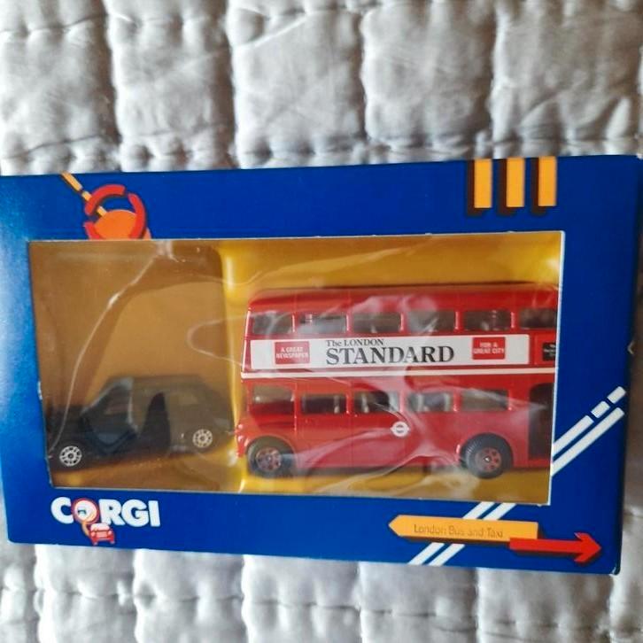 CORGI UK SET 1365: LONDON BUS en TAXI *NEW*MIB*, Hobby en Vrije tijd, Modelauto's | 1:50, Nieuw, Bus of Vrachtwagen, Corgi, Ophalen