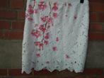 rok voor dames. maat 44 (Cassis) wit met roze patronen, Kleding | Dames, Rokken, Wit, Maat 42/44 (L), Nieuw, Knielengte