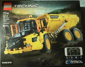 Lego Technic control + Tracteur Benne Volvo 6x6 beschikbaar voor biedingen