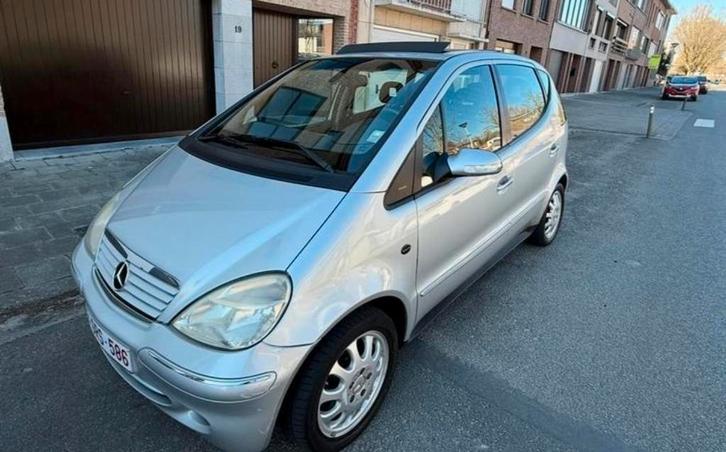 Mercedes A160, Autos, Mercedes-Benz, Particulier, Classe A, Air conditionné, Essence, Break, 5 portes, Boîte manuelle, Argent ou Gris