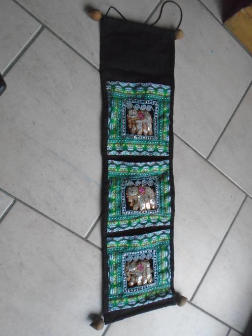 2 ZAKKEN (HANG) HANDGEMAAKTE CREATIES + 1 GRATIS TAS, Antiek en Kunst, Antiek | Overige Antiek, Ophalen of Verzenden