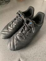Voetbalschoenen kipsta viralto maat 36, Sport en Fitness, Voetbal, Ophalen, Gebruikt, Schoenen