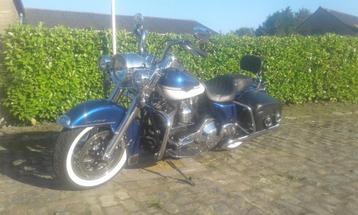 Road king classic flhrc  schowroomstaat 19000km disponible aux enchères