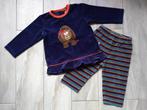 ✿ M74 - Woody winterpyjama velours thema beer, Nacht- of Onderkleding, Meisje, Ophalen of Verzenden, Zo goed als nieuw