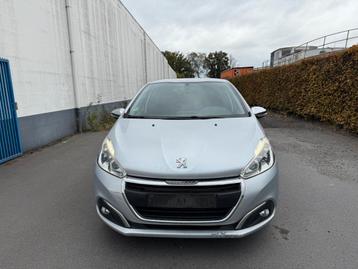 Peugeot 208 Style/ 1.2 Benzine / Handelaar / Export beschikbaar voor biedingen