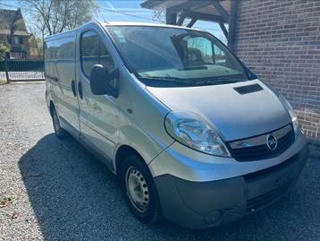 Opel vivaro 2.0 dci  l1h1, Autos, Opel, Electronic Stability Program (ESP), Argent ou Gris, Achat, Vivaro