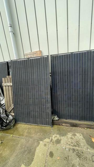 16 x 250 W zonnepanelen + Omvormer 4k, Doe-het-zelf en Bouw, Ophalen