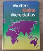 Wolters' kleine wereldatlas, Gelezen, Overige atlassen, Ophalen of Verzenden, 1800 tot 2000