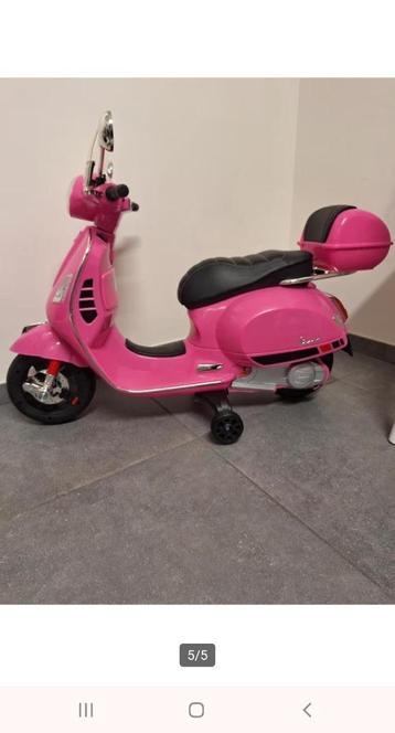 Meisjes vespa, Fietsen en Brommers, Ophalen, Zo goed als nieuw