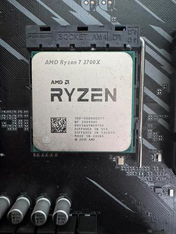 AMD Ryzen 7 3700X - Processor met moederbord en cooler  beschikbaar voor biedingen