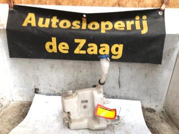 Ruitensproeierpomp voor van een Ford Focus beschikbaar voor biedingen