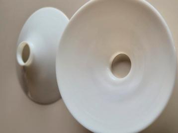 Opaline lampekapjes beschikbaar voor biedingen