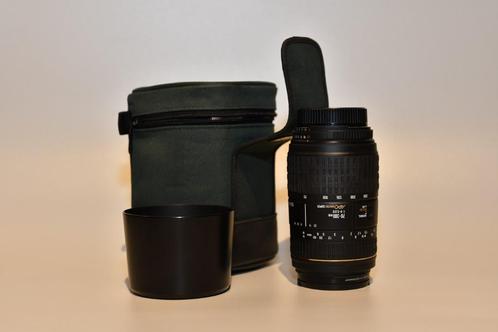 Sigma Zoom voor Nikon 70-300mm F/4.0-5.6 APO Macro Super, Audio, Tv en Foto, Foto | Lenzen en Objectieven, Zo goed als nieuw, Telelens
