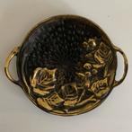 Plat en cuivre massif à motif de raisin, Antiquités & Art, Antiquités | Bronze & Cuivre, Enlèvement ou Envoi