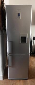 Samsung koelkast met ondervriezer en waterfontein, Met aparte vriezer, 200 liter of meer, Gebruikt, Ophalen of Verzenden