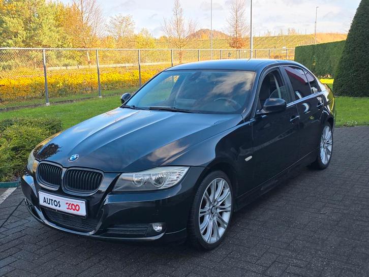 Bmw 320 2.0 benzine /135.000km/airco/sports lederzetels/, Auto's, BMW, Bedrijf, Bluetooth, Boordcomputer, Radio, Benzine, Handgeschakeld
