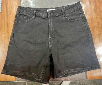 Zwarte jeans short dames maat 40 slim beschikbaar voor biedingen