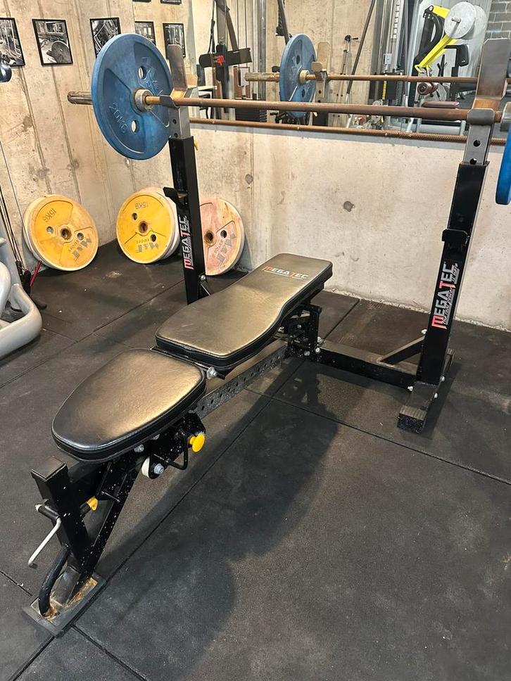 Verstelbare benchpress super degelijk!, Sport en Fitness, Fitnessmaterialen, Gebruikt, Ophalen