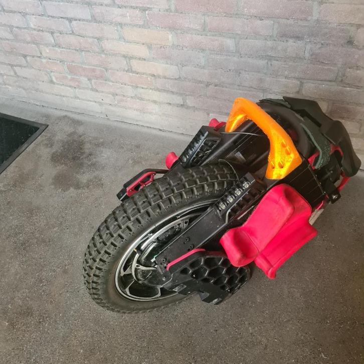 Kingsong S22 eenwieler, Fietsen en Brommers, Overige Fietsen en Brommers, Gebruikt, Ophalen