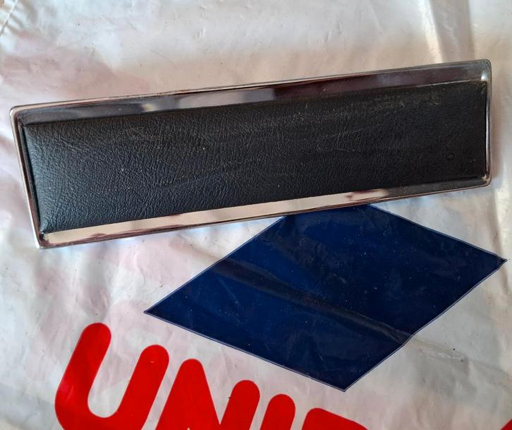 Cache-radio d'origine pr JAGUAR XJ6-12 Série 2-3 (1974-86), Auto-onderdelen, Interieur en Bekleding, Jaguar, Gebruikt, Ophalen of Verzenden