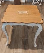 Table d'appoint en bois patine., Gebruikt, Ophalen