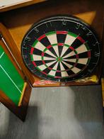 Darts spel in kast + pijlen, Sport en Fitness, Ophalen of Verzenden, Nieuw, Pijlen