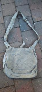 Sac à pain, Collections, Enlèvement