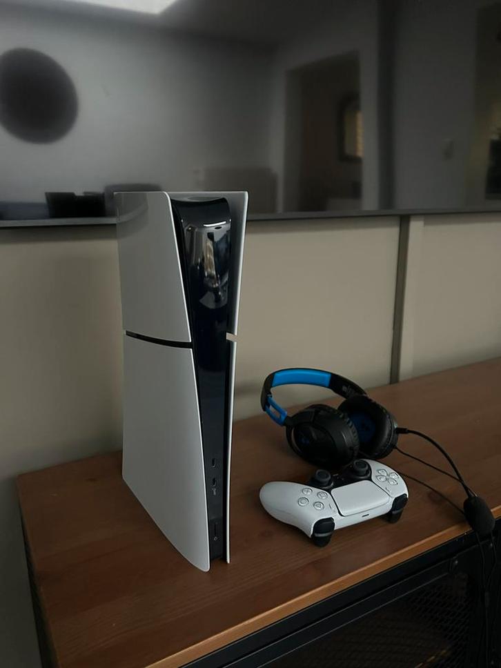 Playstation 5 digital edition, Games en Spelcomputers, Spelcomputers | Sony PlayStation 5, Zo goed als nieuw, Playstation 5, Ophalen